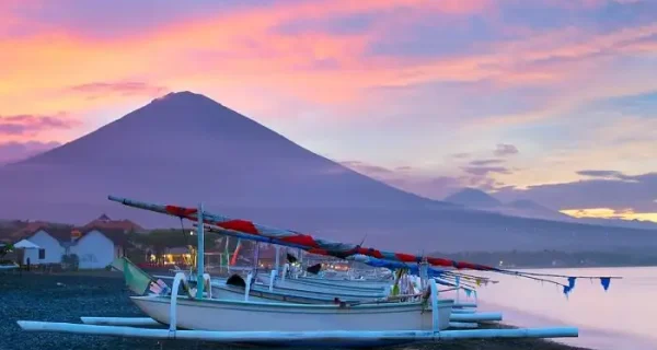 Distance from Bali Airport to Amed