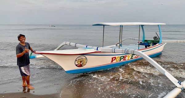 Rent a Boat in Lovina for Dolphin Watching