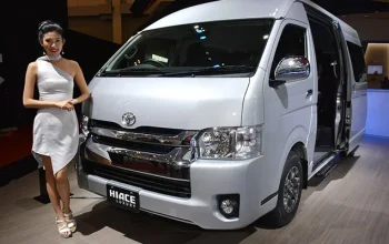 Toyota Hiace Rental in Ubud