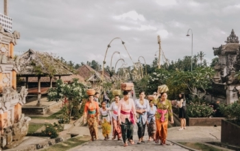 Paket Tour Semarang Bali dengan Pesawat