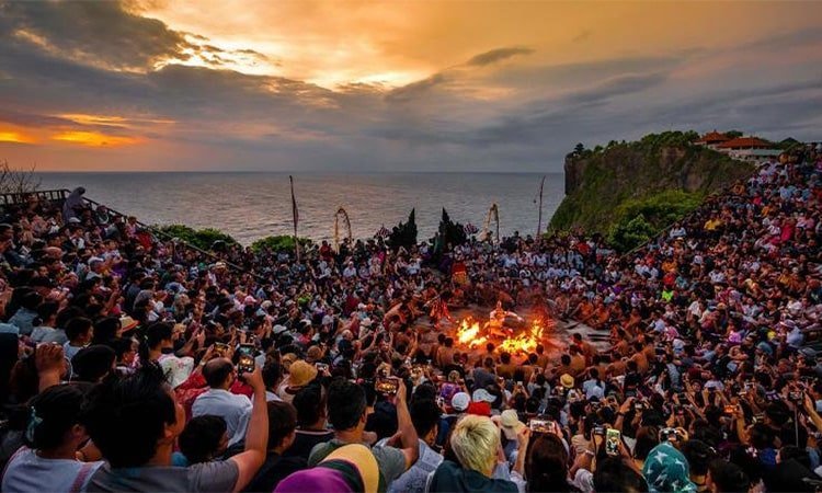 Paket Tour Bali dari Manokwari