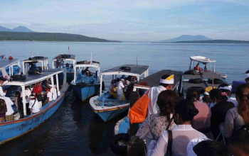 Sewa Perahu Ke Pulau Menjangan
