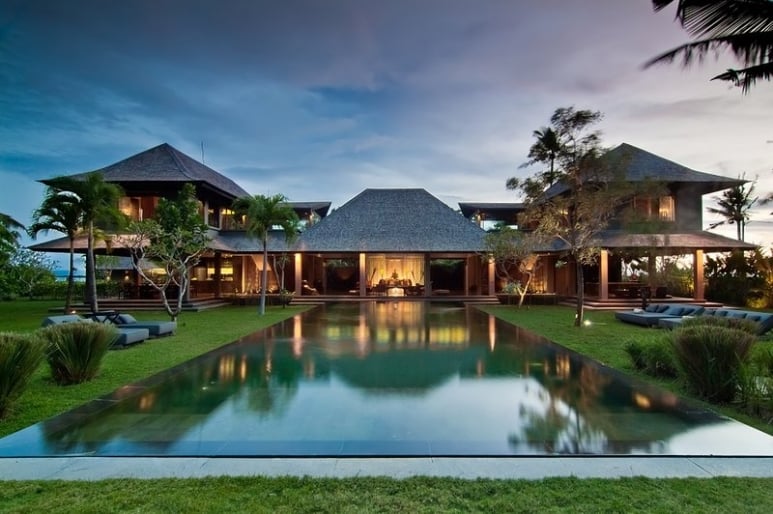 Villa Private Pool untuk Keluarga di Seminyak 