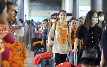 sewa tour guide china di bali