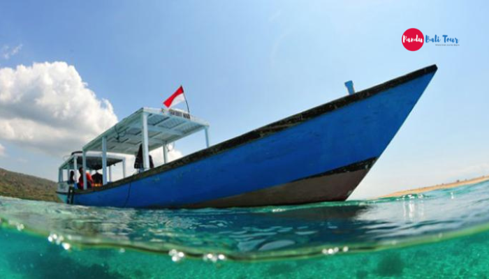 Jenis Perahu untuk Nyebrang Ke Pulau Menjangan