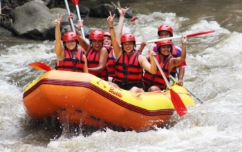 Der Unterschied zwischen Rafting am Ayung in Ubud und Telaga Waja in Karangasem.