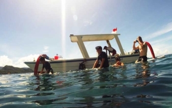Snorkeling in Blue Lagoon Bali