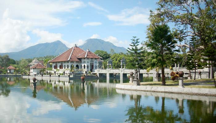 Beste plaatsen om te bezoeken rond Amed Beach