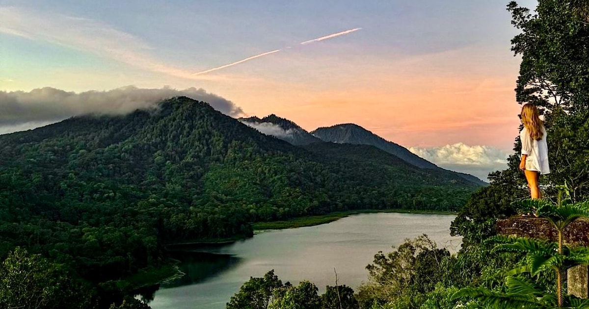 Taxi from Ubud to Munduk